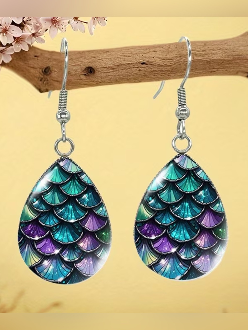 Teardrop Mermaid Scale Drop Earrings - Multicolor